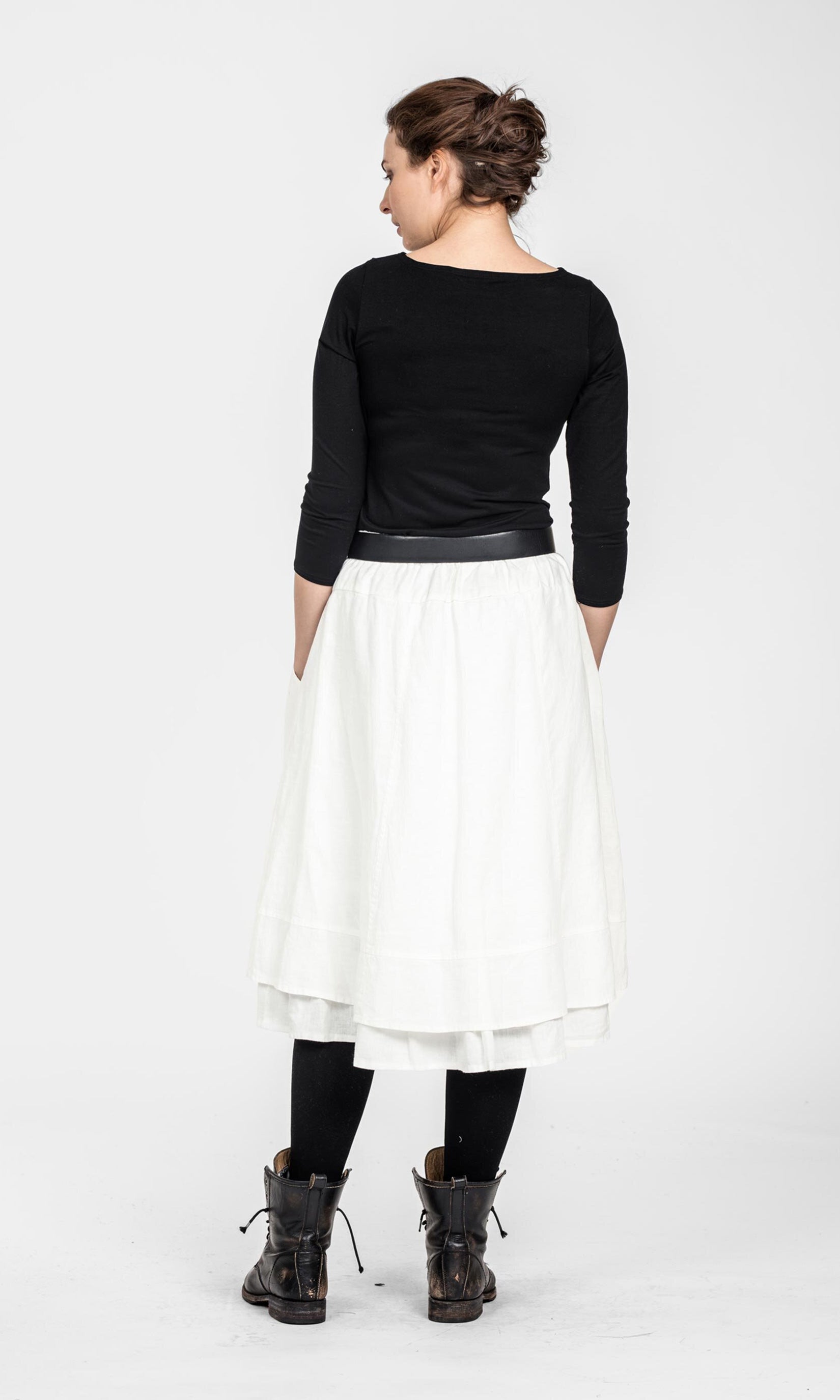 Ankle-length linen skirt in two layers