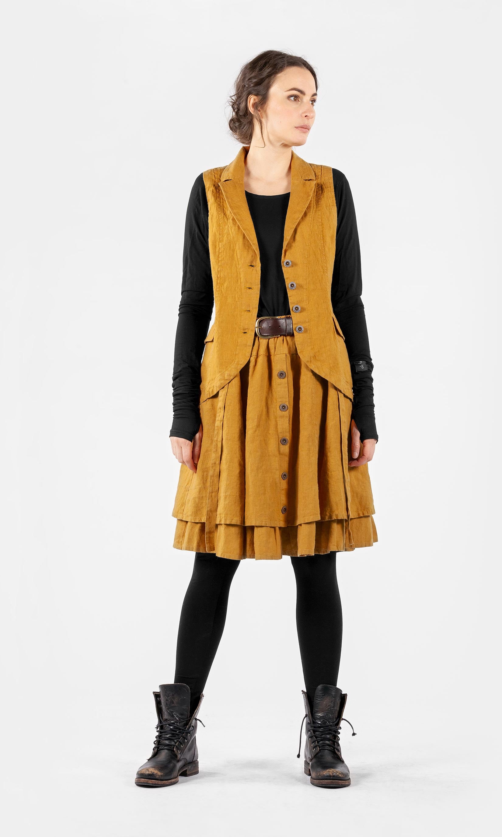 Taillierte Leinenweste mit Revers