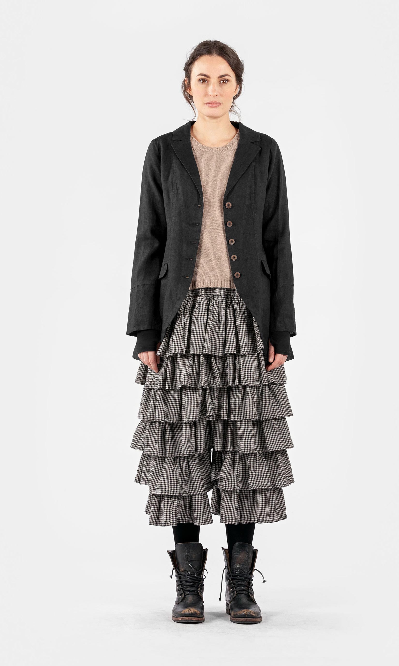 Lange, maßgeschneiderte Leinenjacke