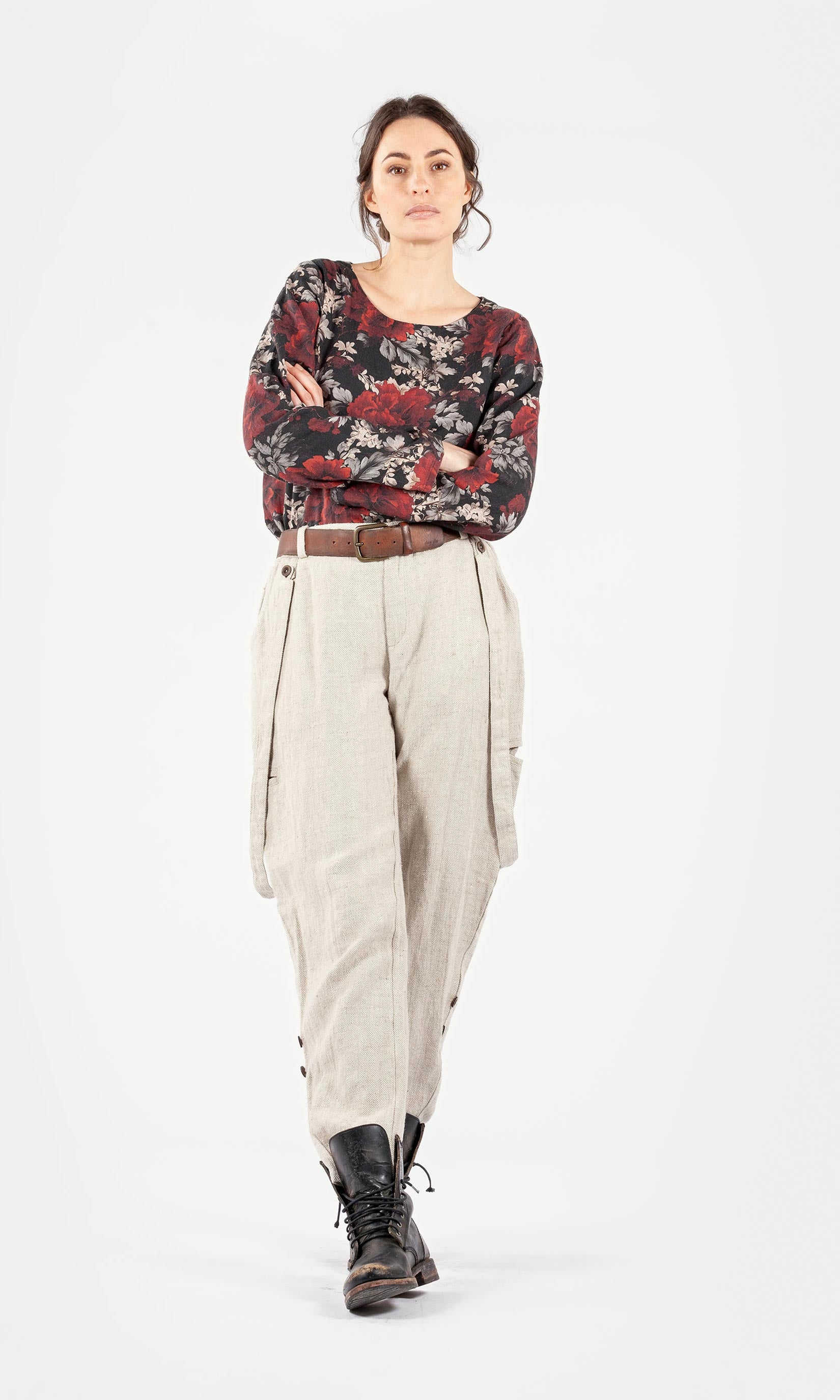 Leinenhose mit Hosenträgern