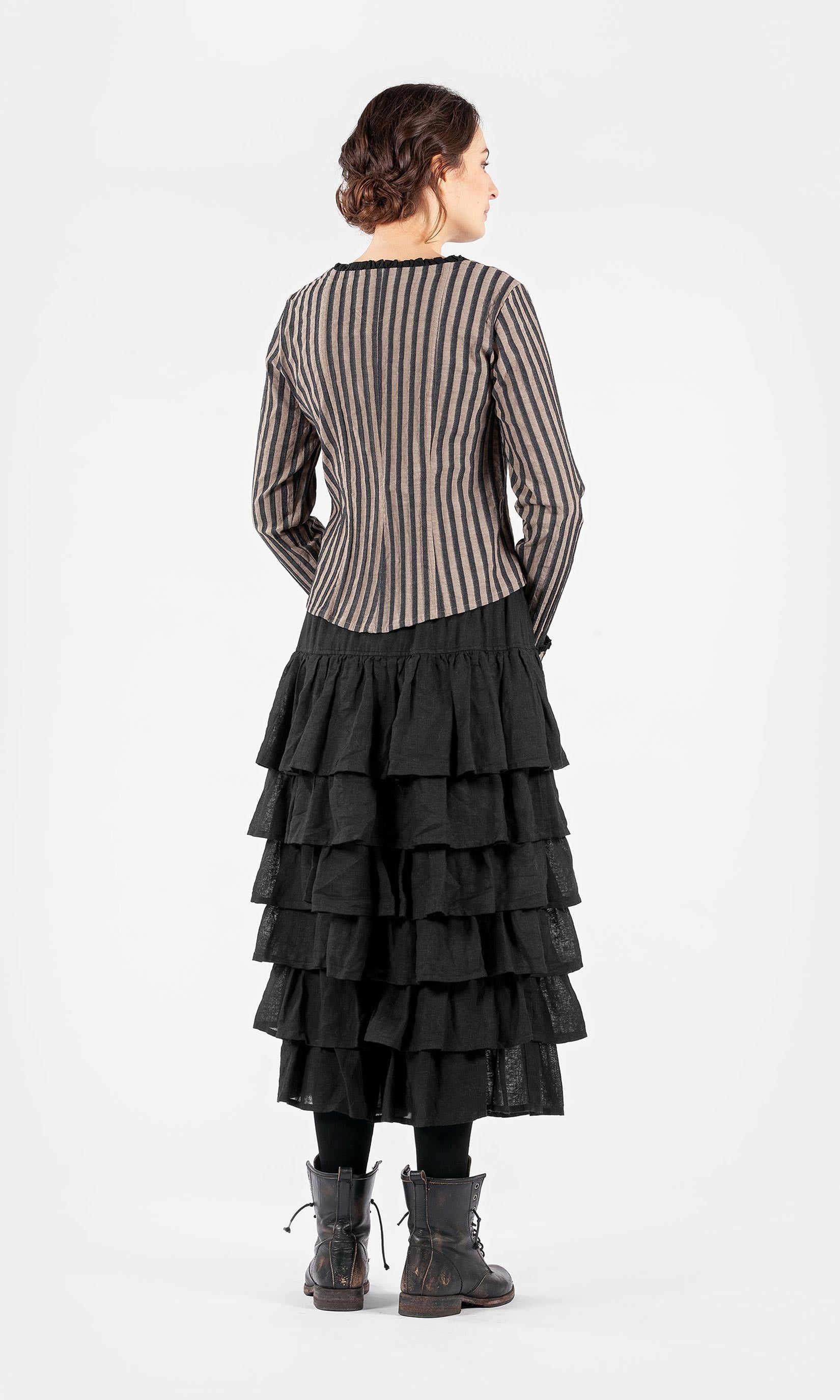 Long-sleeved blouse with button closure
