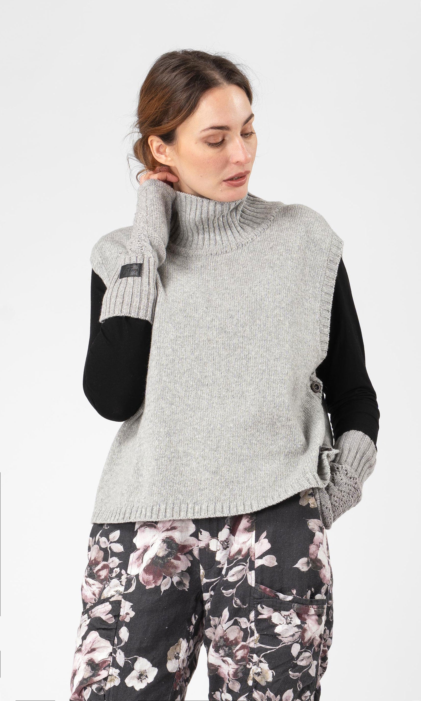 Gestrickte Poloweste aus Wolle  