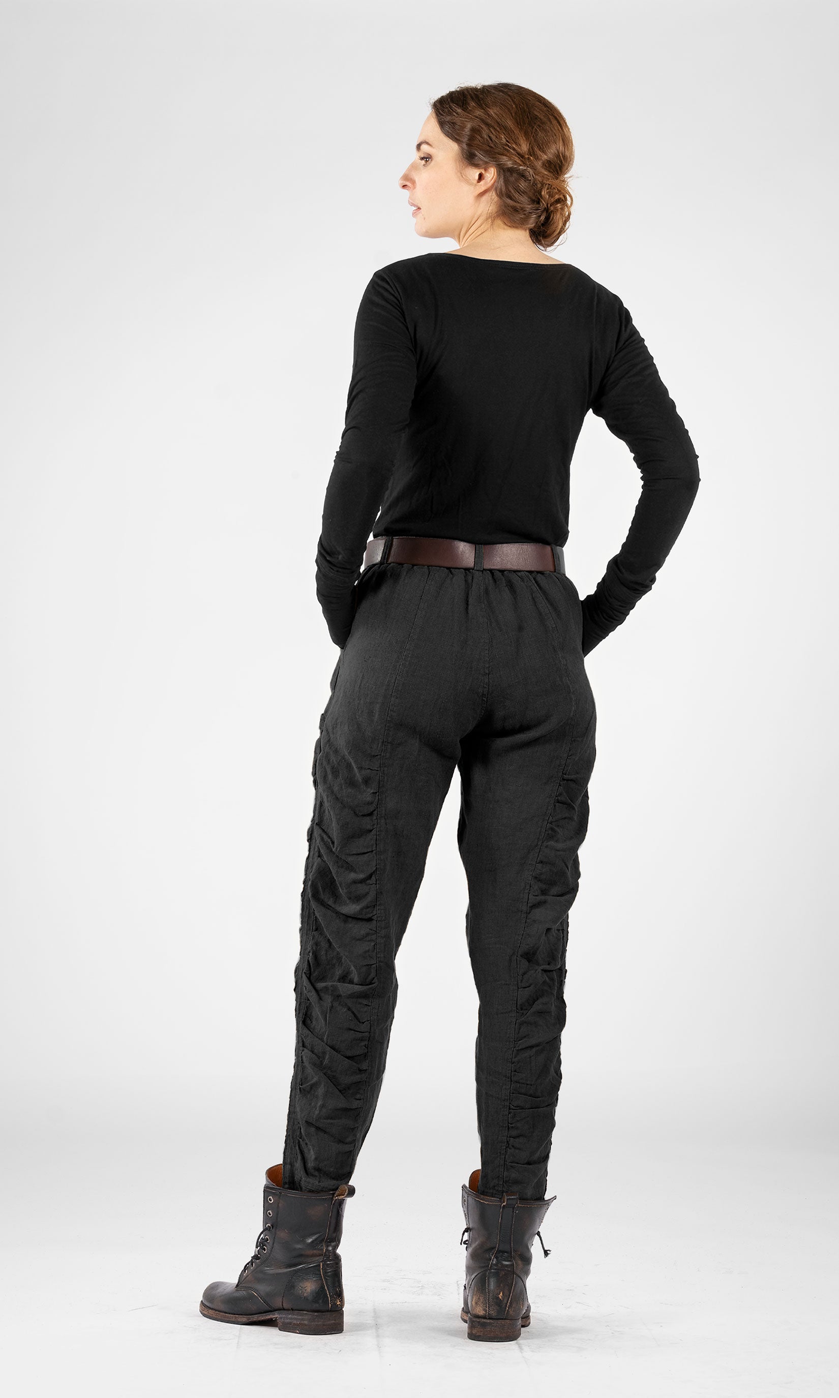 Bundfaltenhose aus Leinen