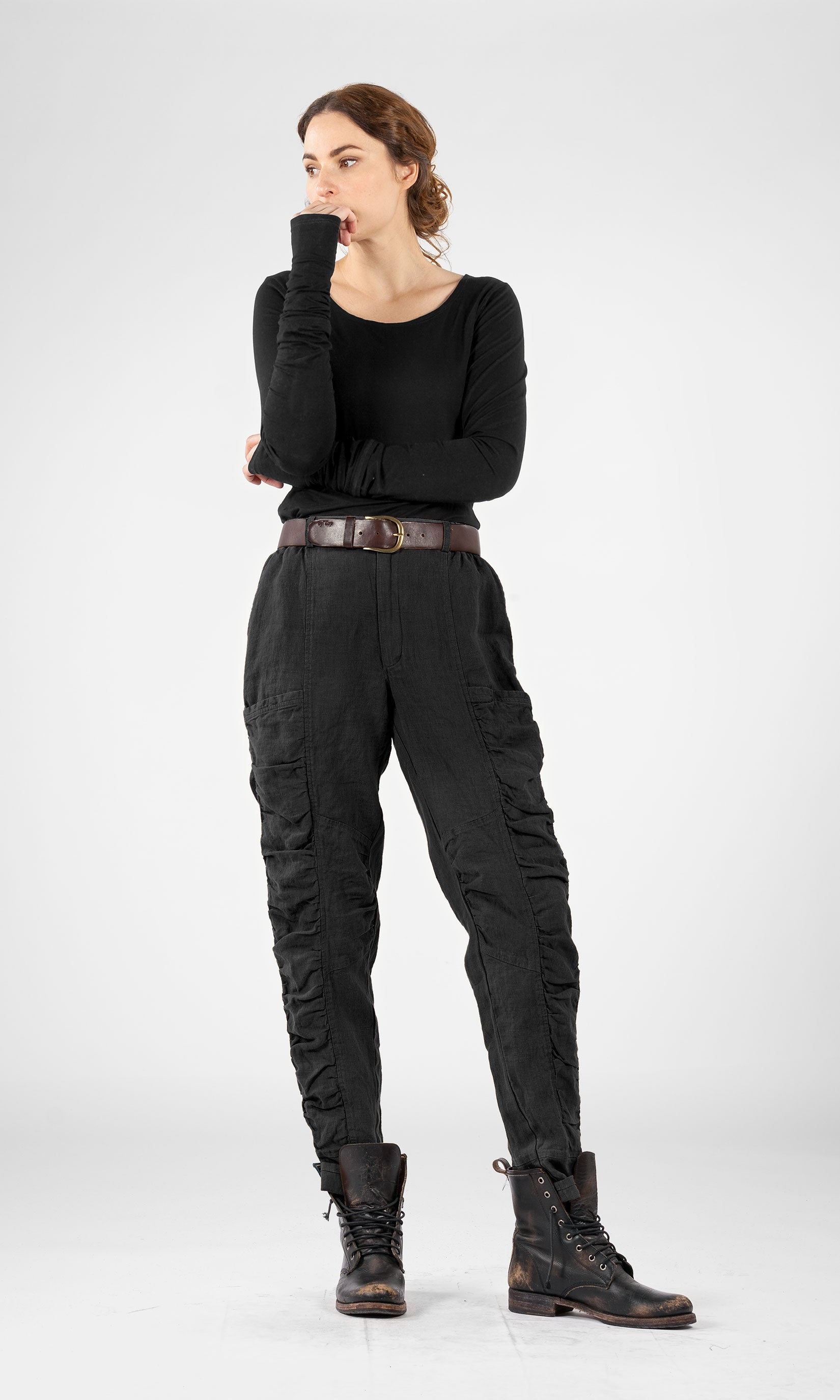 Bundfaltenhose aus Leinen