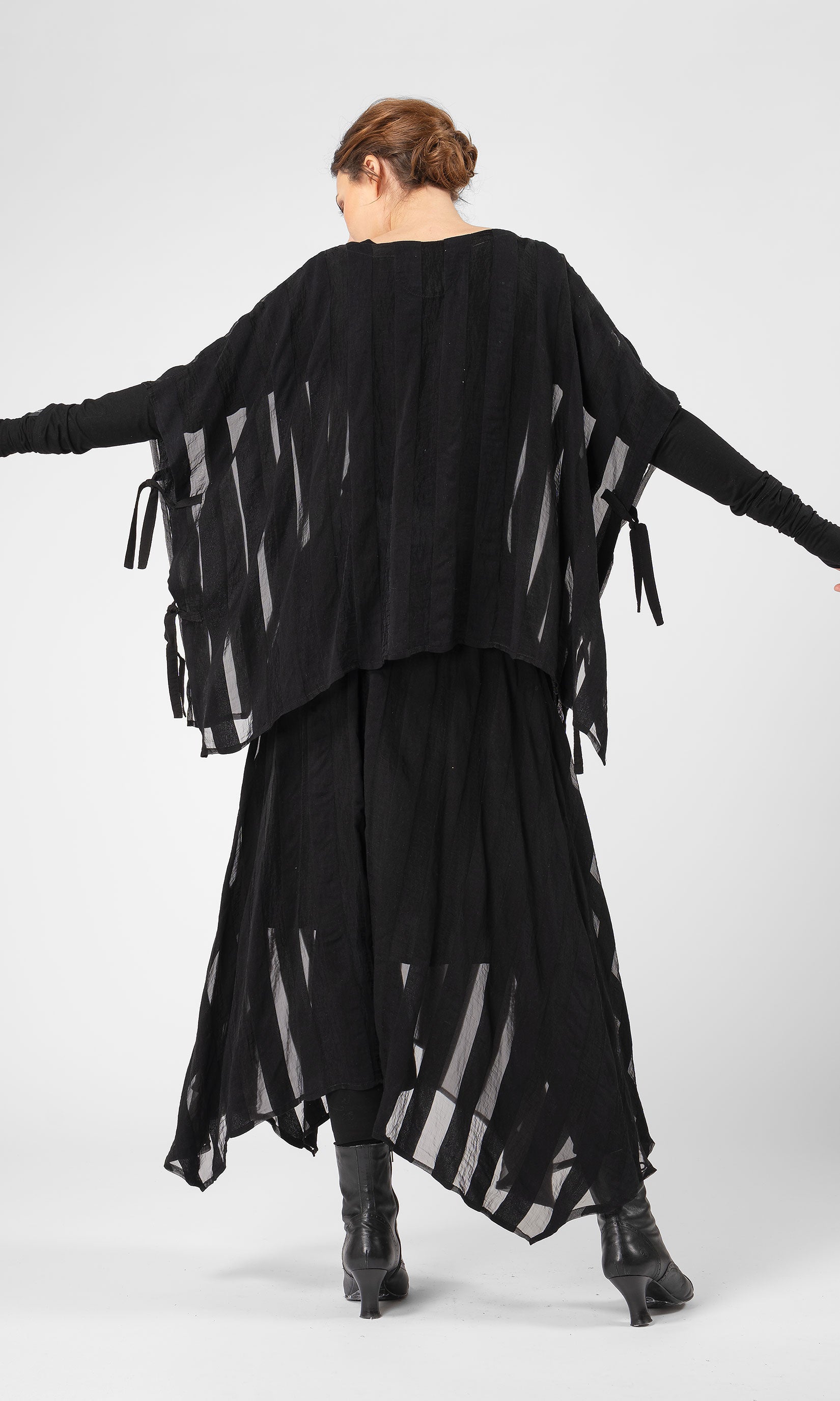 Oversize-Top aus gestreiftem Viskose-Mix