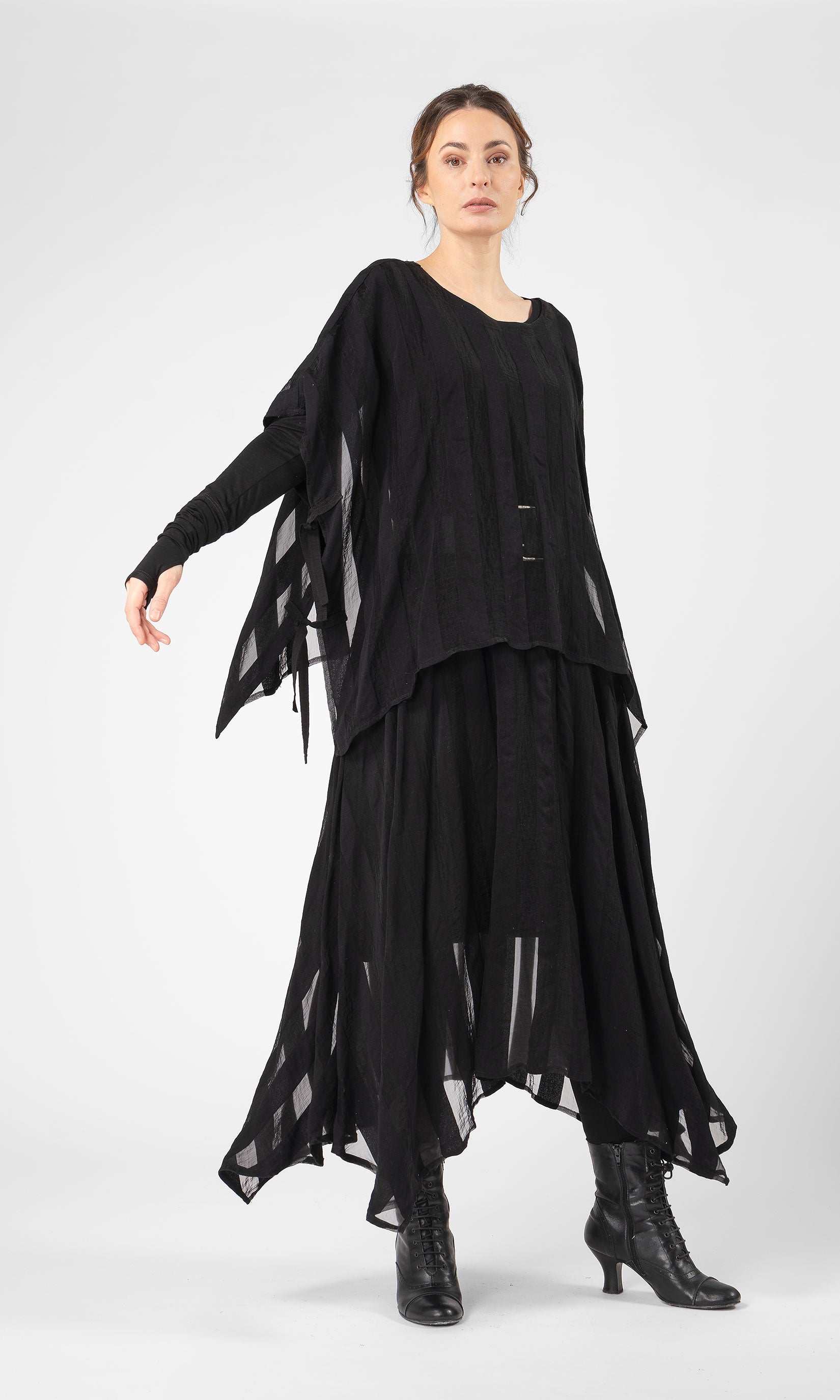 Oversize-Top aus gestreiftem Viskose-Mix