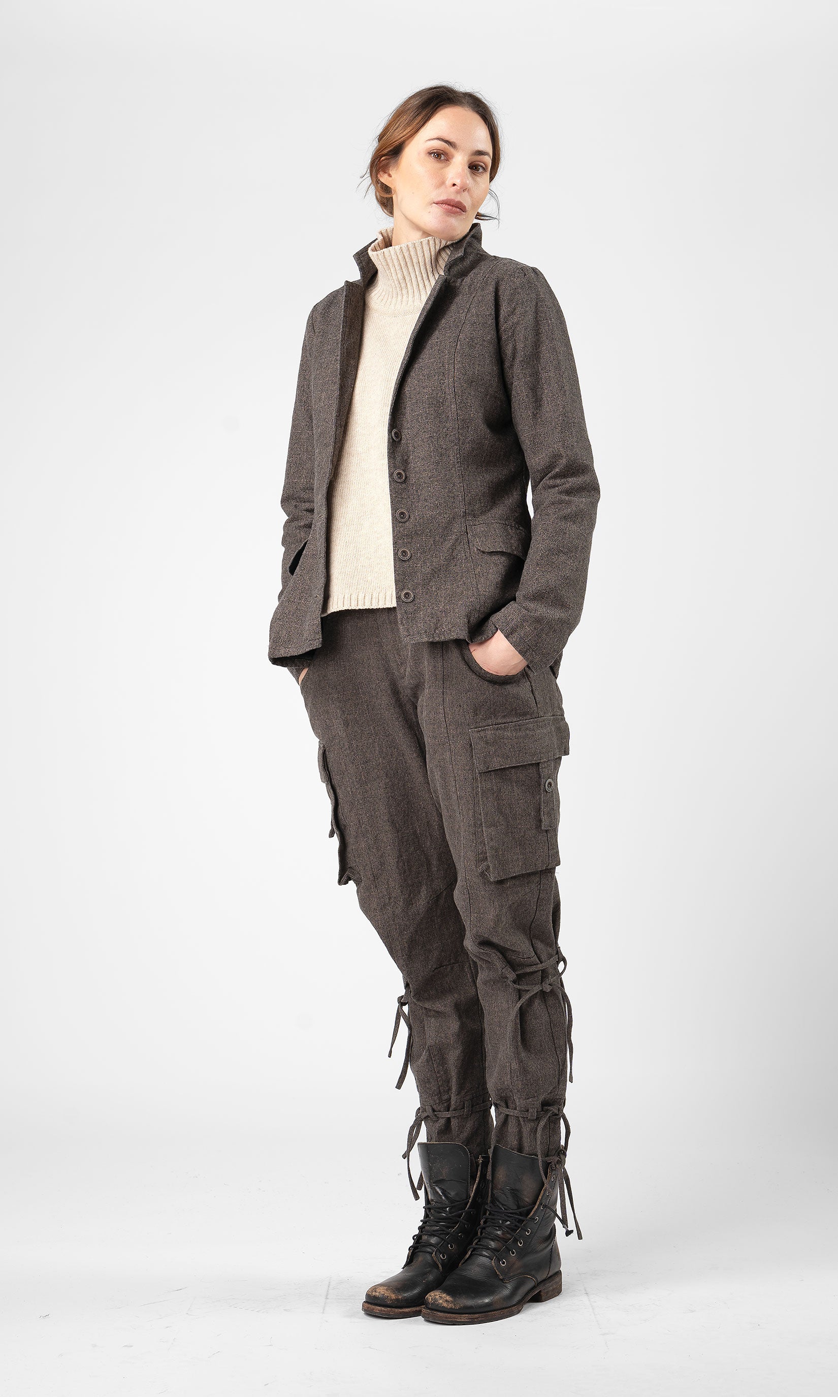 Hanfjacke in klassisch taillierter und gefütterter Ausführung