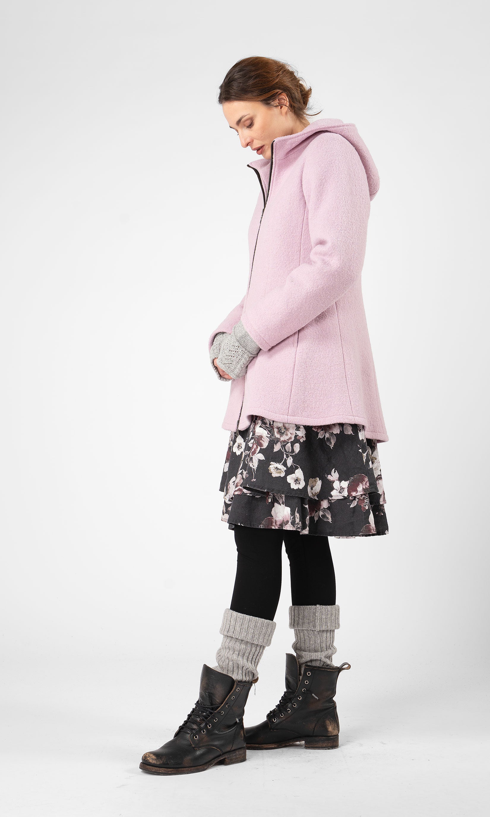 Fitted wool jacket with zipper