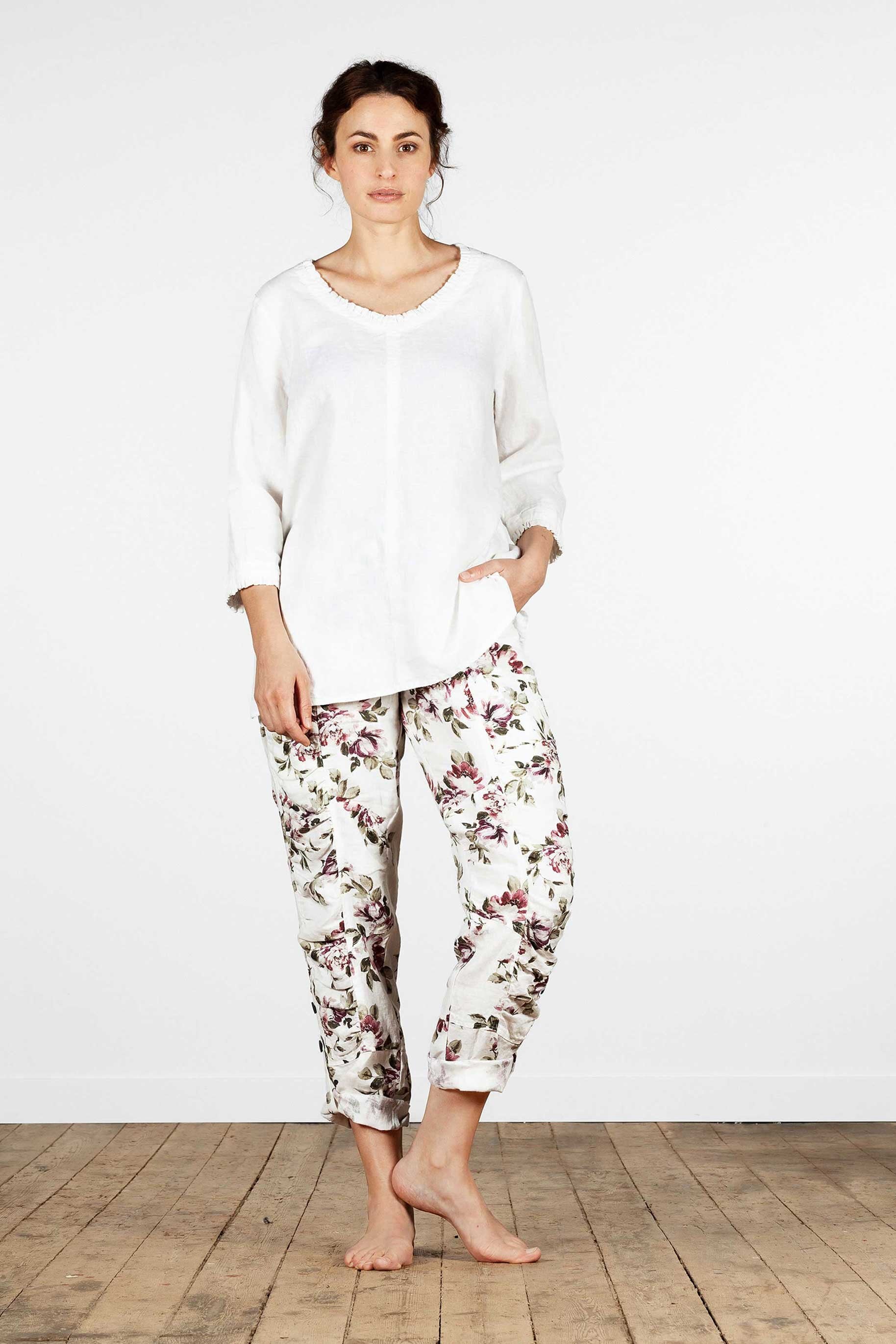 Pleated linen trousers