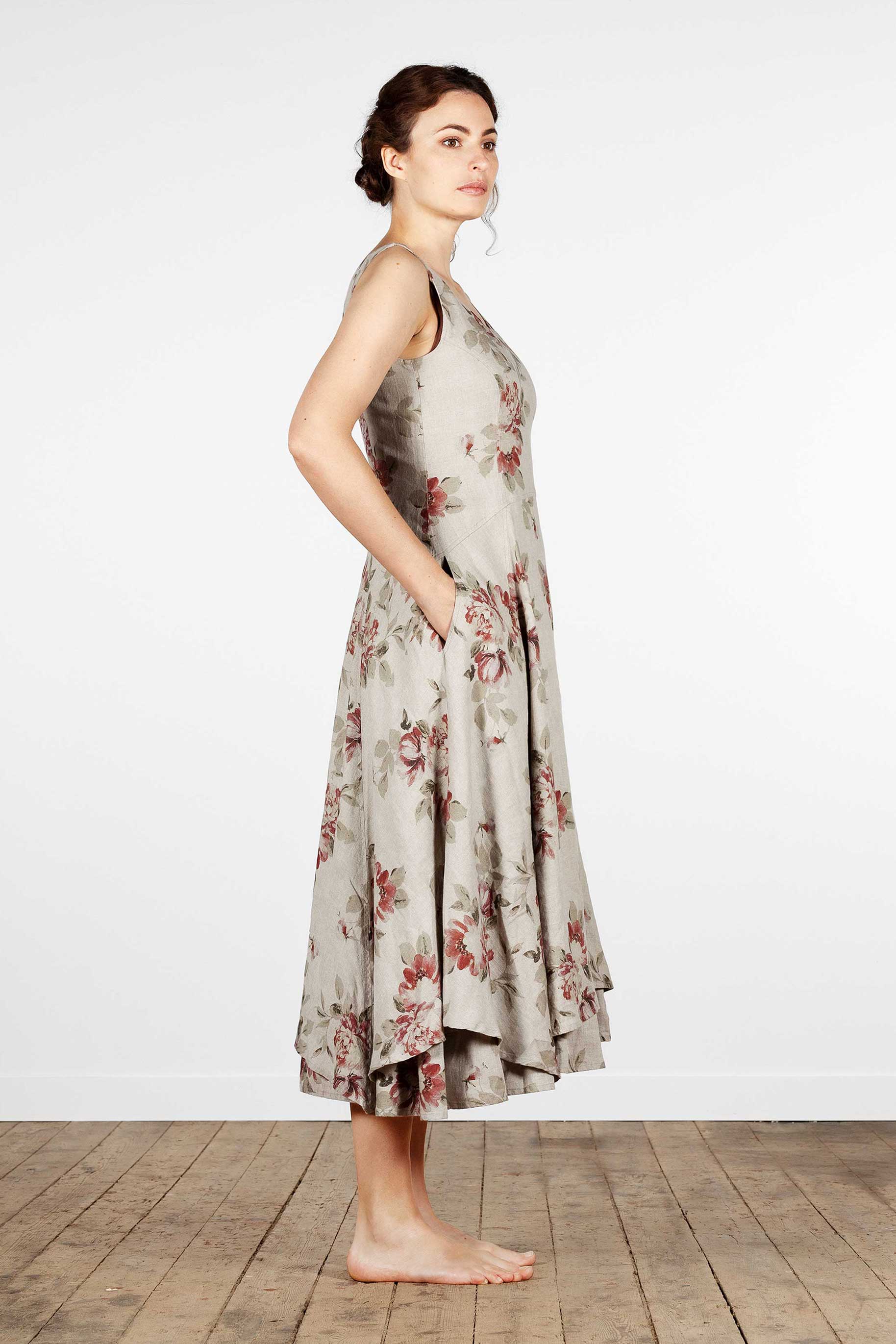 Figure close long sleeveless linen dress