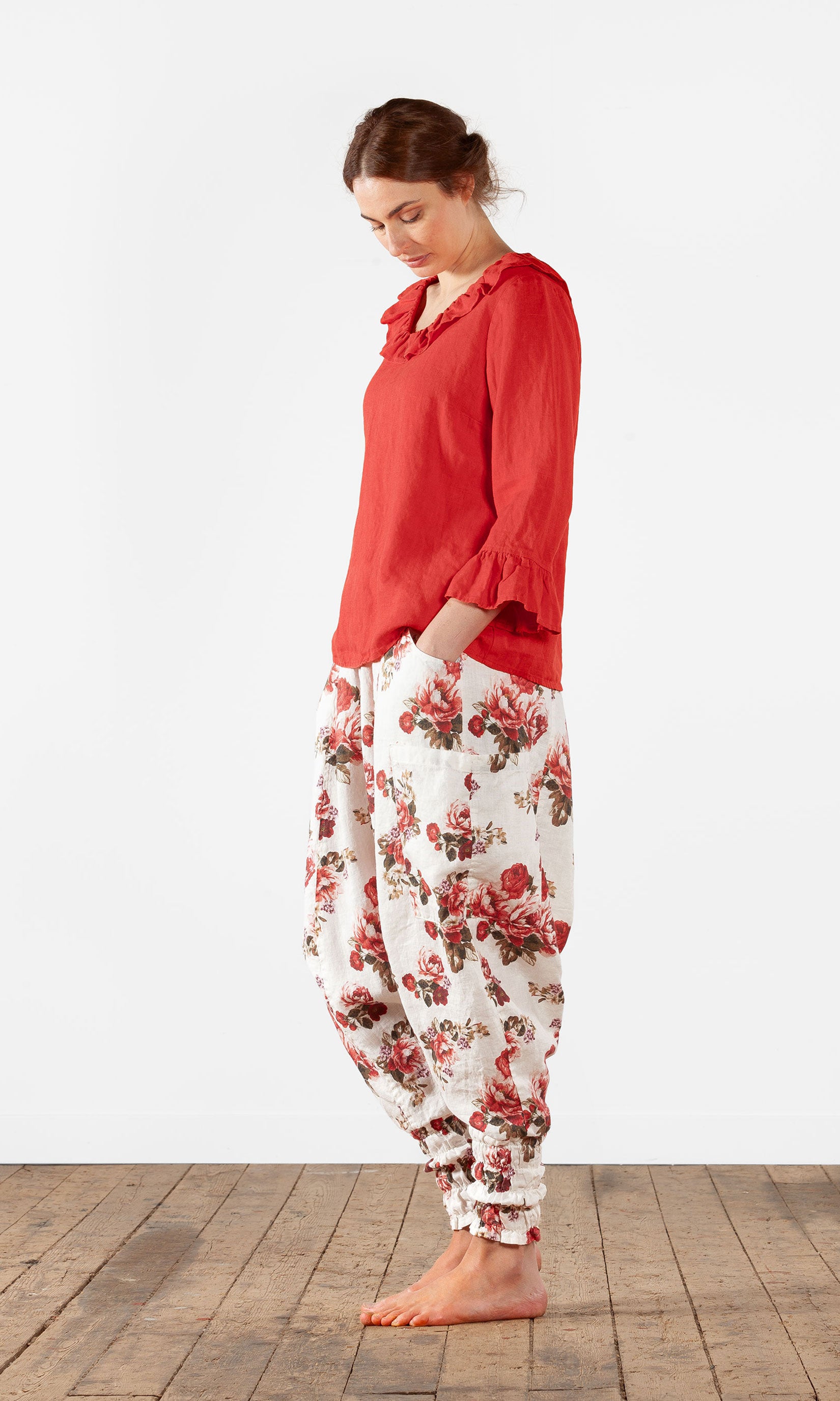 Gerade geschnittene Bluse mit Volants aus Leinenmix