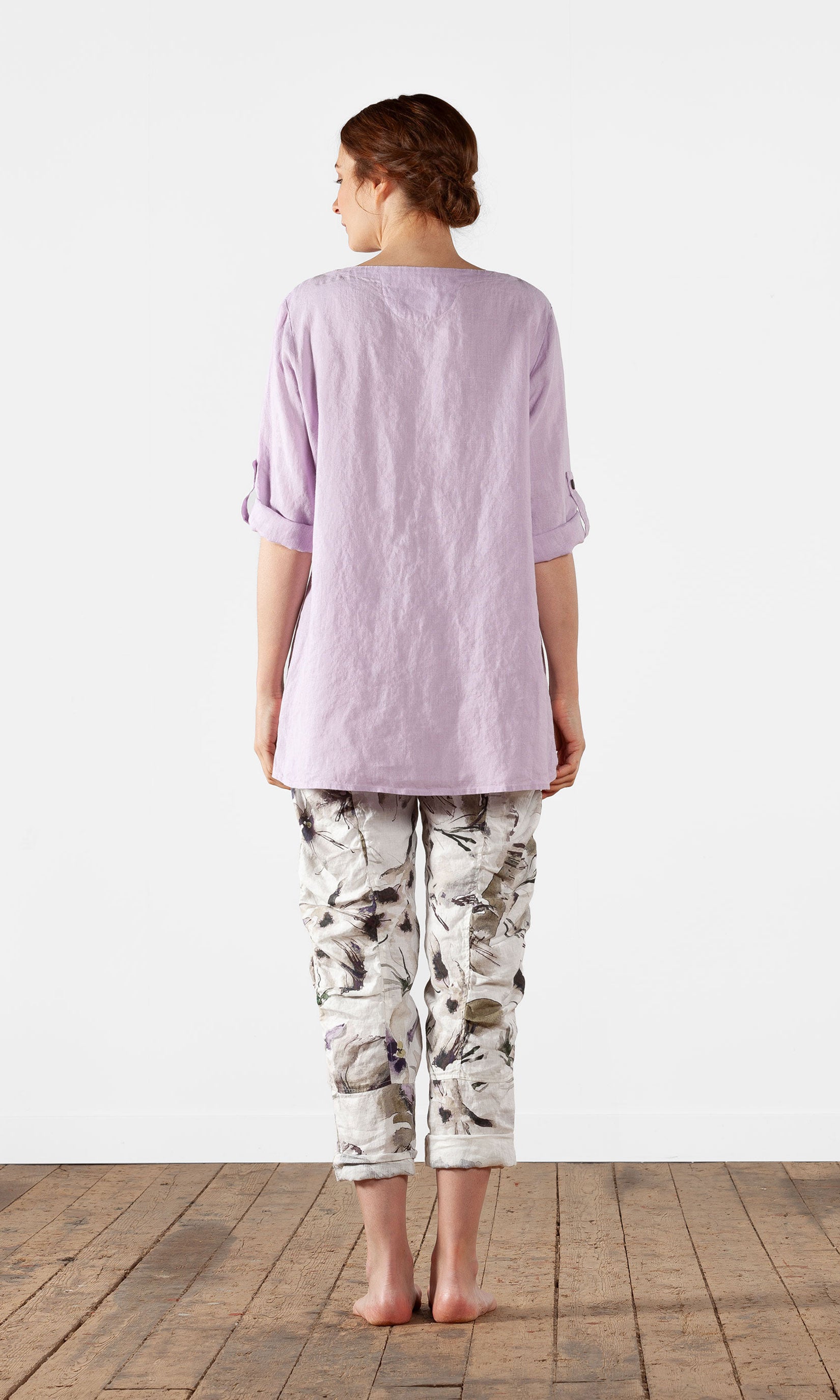 Straight linen tunic with 3/4 sleeves
