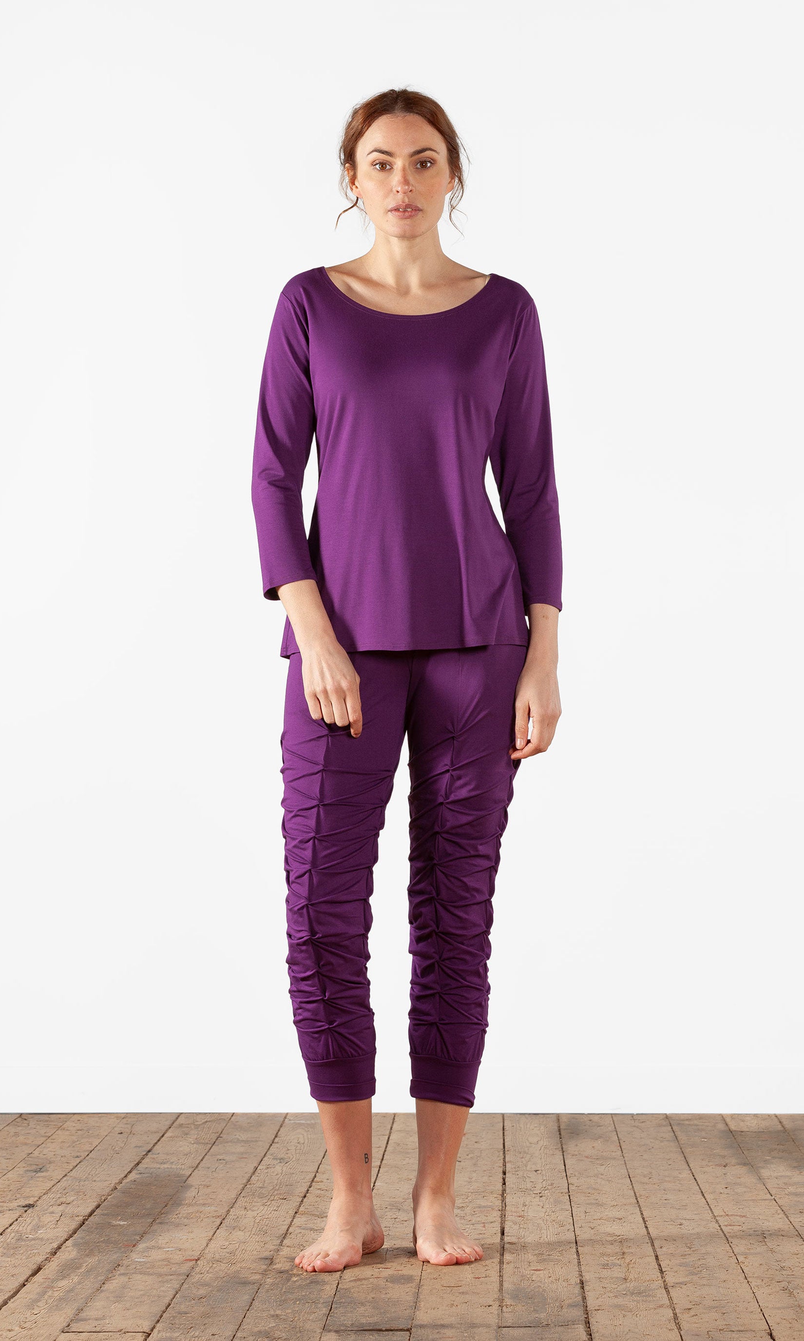 Pleated viscose capri tights