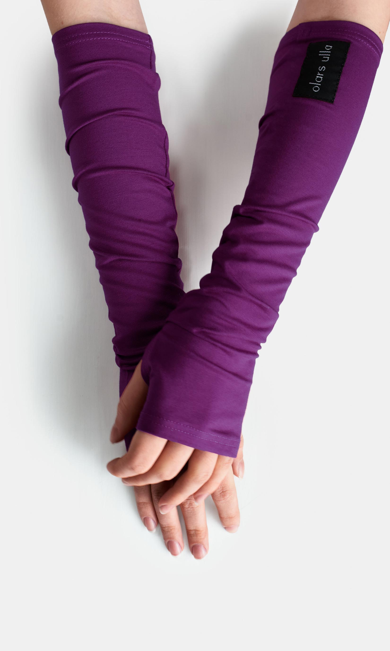 Viscose wrist warmers
