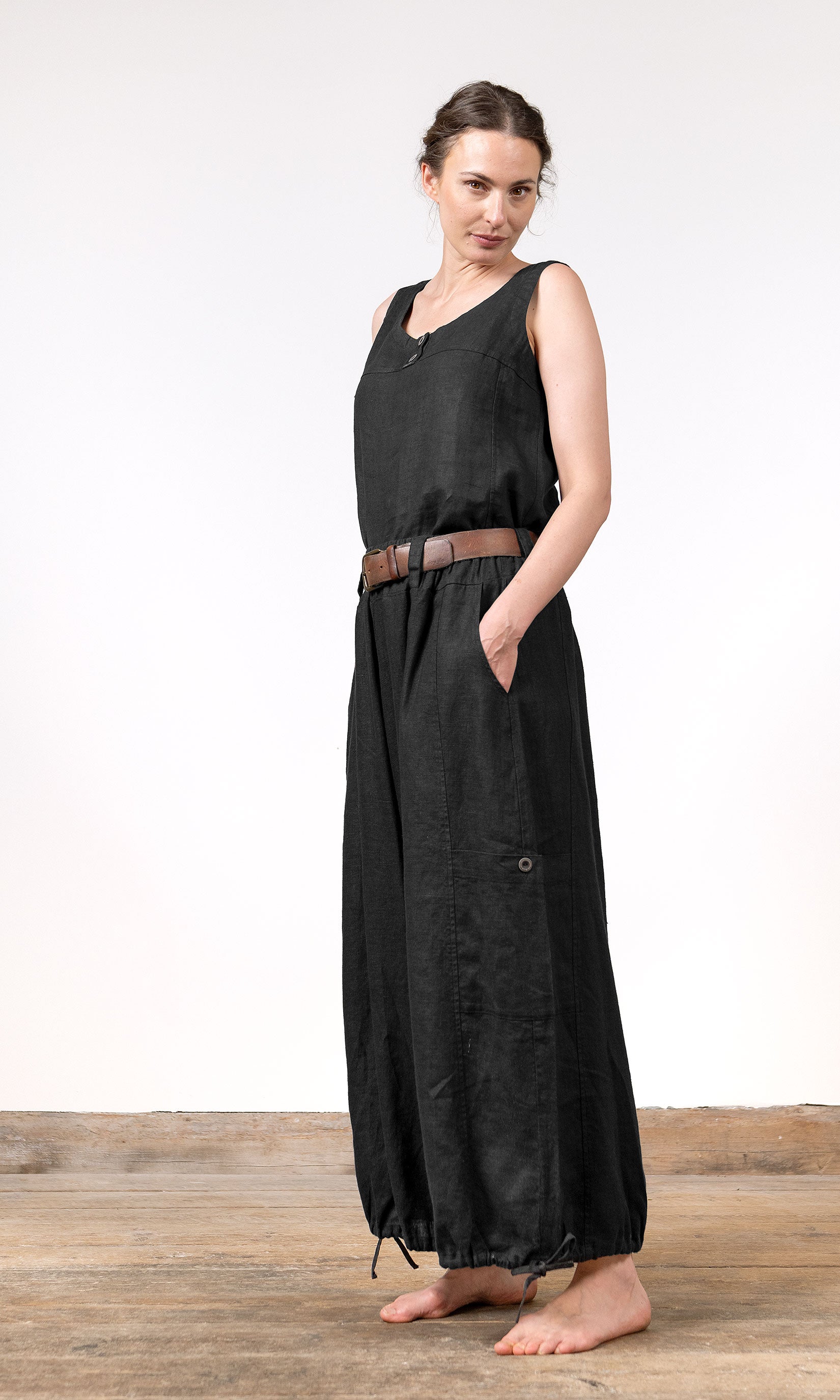 Leinenhose mit Kordelzug und zusätzlicher Weite