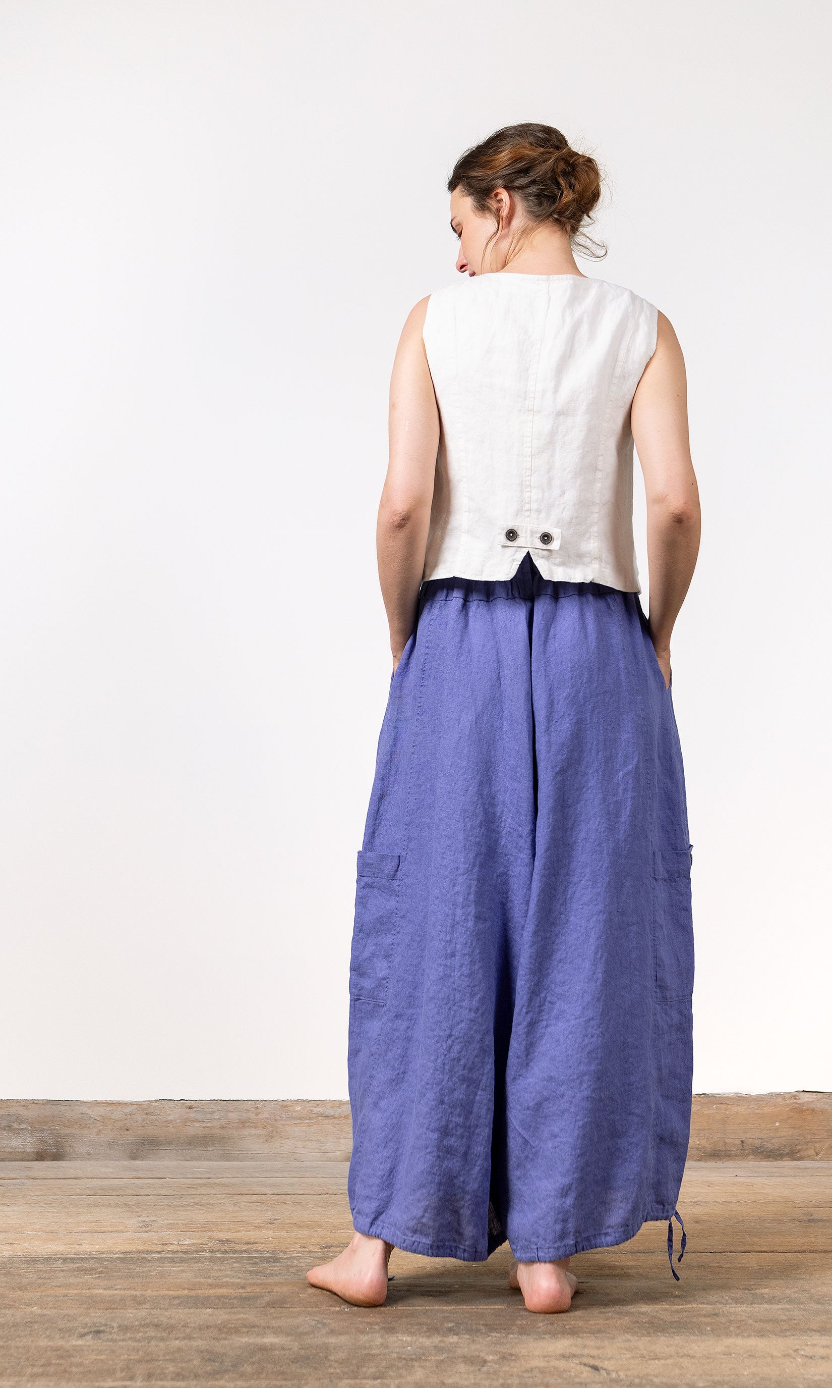 Leinenhose mit Kordelzug und zusätzlicher Weite