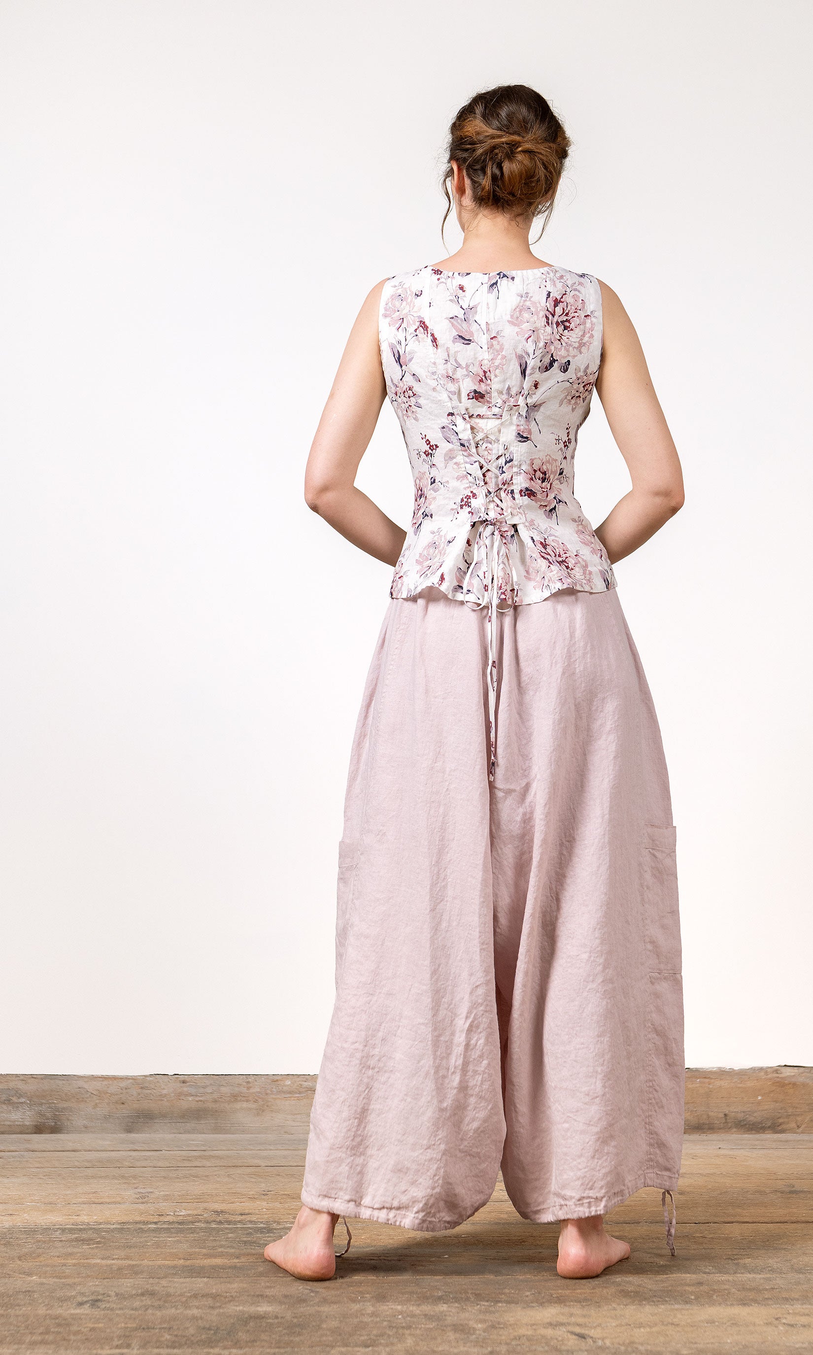 Linnebyxa med dragsko och extra vidd